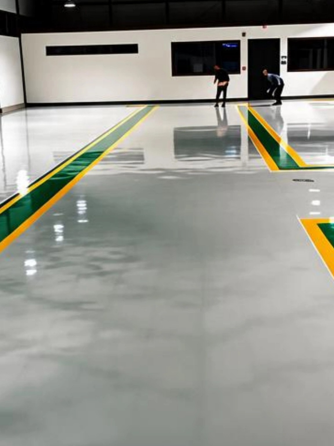 Gloss epoxy flooring