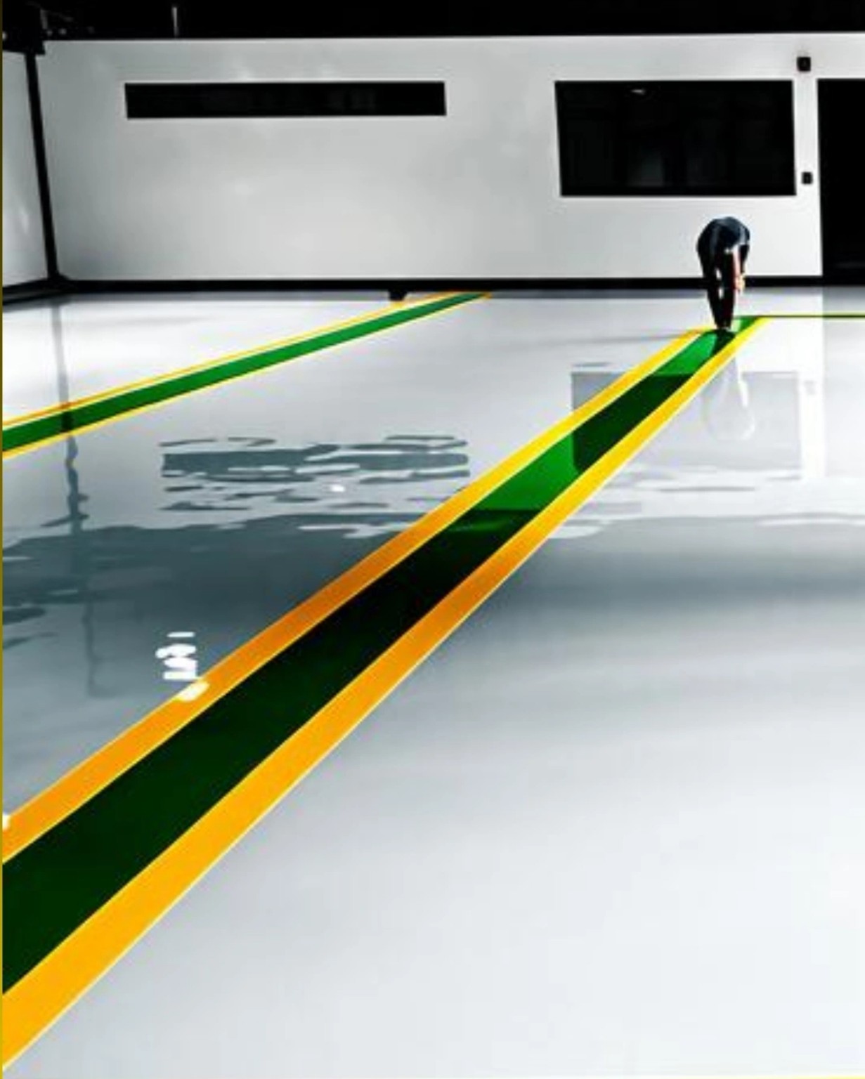 Green safety line marking